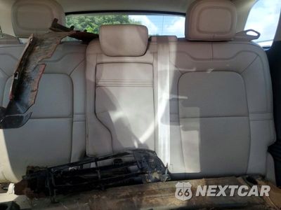Zdjęcie 10 z 13 samochodu: 2022 LINCOLN CORSAIR RESERVE VIN:5LMCJ2DH2NUL05305 - miniatura