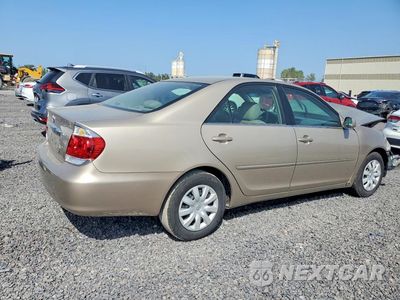 Trzecie zdjęcie samochodu z tyłu: 2005 TOYOTA CAMRY LE VIN:4T1BE32K35U967773 - miniatura
