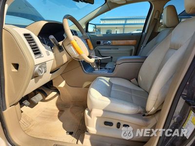 Zdjęcie 7 z 13 samochodu: 2007 LINCOLN MKX VIN:2LMDU68C27BJ27638 - miniatura
