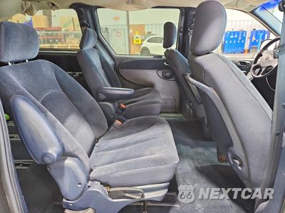 Zdjęcie 11 z 13 samochodu: 2001 DODGE GRAND CARAVAN SPORT VIN:2B4GP44391R344579 - miniatura