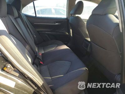 Zdjęcie 10 z 13 samochodu: 2018 TOYOTA CAMRY LE VIN:4T1B11HK0JU068080 - miniatura