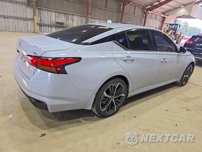 Trzecie zdjęcie samochodu z tyłu: 2025 NISSAN ALTIMA SR VIN:1N4BL4CV8SN329264 - miniatura