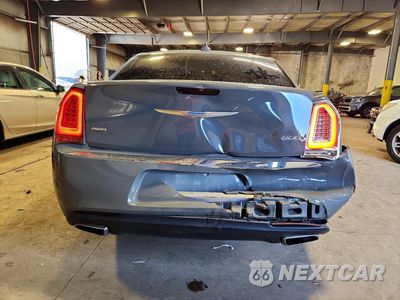 Zdjęcie 6 z 12 samochodu: 2018 CHRYSLER 300 LIMITED VIN:2C3CCAKG9JH240993 - miniatura