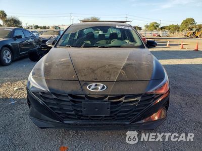 Piąte zdjęcie samochodu w środku: 2023 HYUNDAI ELANTRA SEL VIN:KMHLM4AG5PU467000 - miniatura