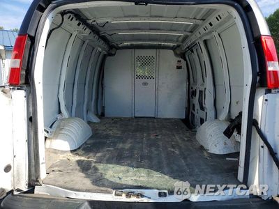 Zdjęcie 10 z 13 samochodu: 2021 CHEVROLET EXPRESS CARGO DELIVERY VAN VIN:1GCWGAFP5M1256490 - miniatura