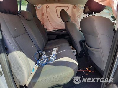 Zdjęcie 10 z 12 samochodu: 2019 TOYOTA TACOMA SR5 V6 VIN:3TMAZ5CN9KM094328 - miniatura