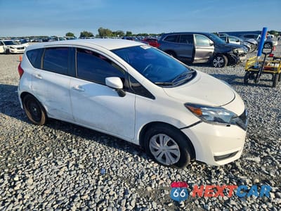 Czwarte zdjęcie samochodu z boku: 2019 NISSAN VERSA NOTE S VIN:3N1CE2CP0KL357979 - miniatura