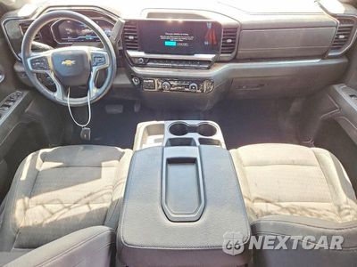 Zdjęcie 8 z 12 samochodu: 2024 CHEVROLET SILVERADO K1500 LT VIN:1GCUDDED1RZ133027 - miniatura
