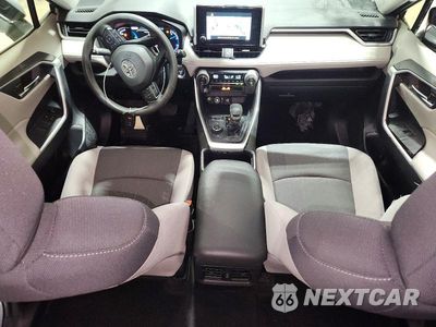 Zdjęcie 8 z 14 samochodu: 2025 TOYOTA RAV4 HYBRID XLE VIN:JTMRWRFV1SJ075526 - miniatura
