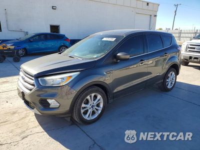 2017 FORD ESCAPE SE 1FMCU9GD8HUE73109 - główne zdjęcie licytacji z USA - miniatura