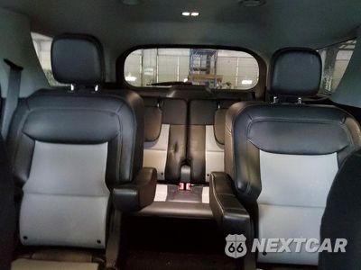 Zdjęcie 10 z 13 samochodu: 2023 FORD EXPLORER XLT VIN:1FMSK8DH3PGA38319 - miniatura