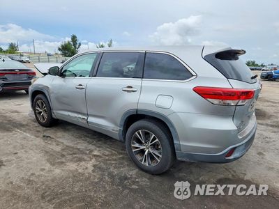 Drugie zdjęcie samochodu z przodu: 2017 TOYOTA HIGHLANDER LE VIN:5TDZARFH6HS025046 - miniatura