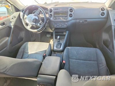Zdjęcie 8 z 13 samochodu: 2014 VOLKSWAGEN TIGUAN S VIN:WVGAV3AX9EW512827 - miniatura