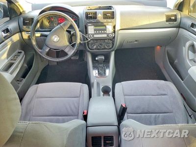 Zdjęcie 8 z 12 samochodu: 2009 VOLKSWAGEN JETTA S VIN:3VWJZ71K09M146361 - miniatura