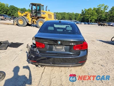 Zdjęcie 6 z 12 samochodu: 2017 BMW 330 XI VIN:WBA8D9G31HNU65670 - miniatura