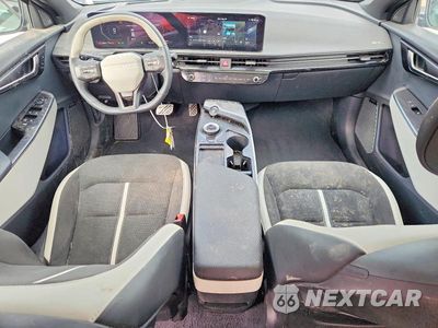 Zdjęcie 8 z 14 samochodu: 2025 KIA EV6 GT LINE VIN:5XYC44JA4SG001973 - miniatura