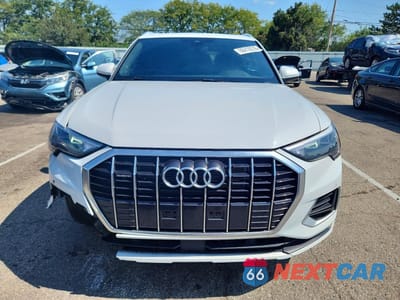 Piąte zdjęcie samochodu w środku: 2022 AUDI Q3 PREMIUM 40 VIN:WA1AUCF33N1148196 - miniatura