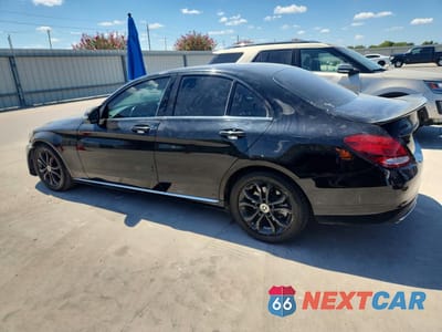 Drugie zdjęcie samochodu z przodu: 2018 MERCEDES-BENZ C 300 VIN:55SWF4JB6JU253454 - miniatura