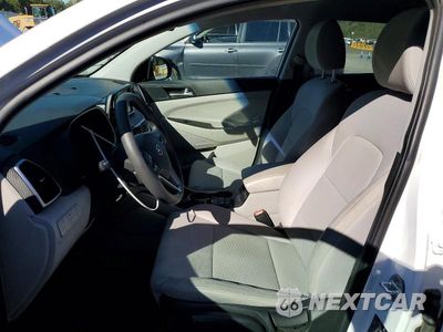 Zdjęcie 7 z 13 samochodu: 2019 HYUNDAI TUCSON SE VIN:KM8J2CA41KU074939 - miniatura