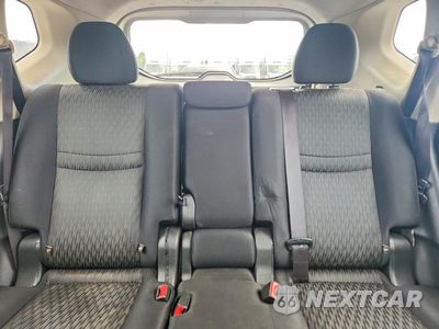 Zdjęcie 10 z 14 samochodu: 2017 NISSAN ROGUE SV VIN:JN8AT2MT7HW392340 - miniatura