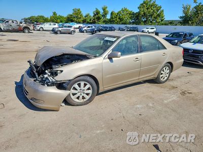 2002 TOYOTA CAMRY XLE V6 4T1BF30K42U524186 - główne zdjęcie licytacji z USA - miniatura