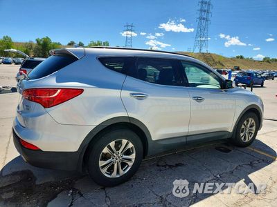 Trzecie zdjęcie samochodu z tyłu: 2014 HYUNDAI SANTA FE SPORT 2.4L VIN:5XYZUDLB2EG178722 - miniatura
