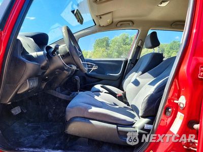 Zdjęcie 7 z 12 samochodu: 2012 HONDA FIT VIN:JHMGE8H30CS004070 - miniatura