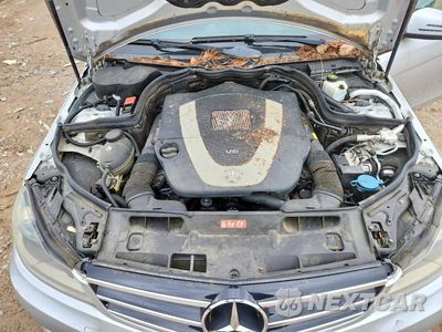 Zdjęcie 11 z 12 samochodu: 2012 MERCEDES-BENZ C 300 4MATIC VIN:WDDGF8BB2CF922125 - miniatura
