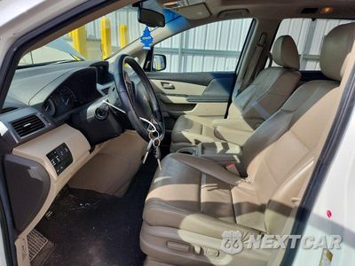 Zdjęcie 7 z 13 samochodu: 2012 HONDA ODYSSEY TOURING VIN:5FNRL5H91CB096838 - miniatura