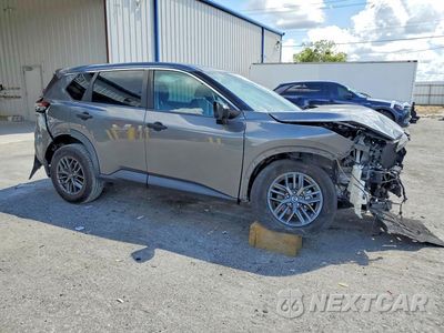 Czwarte zdjęcie samochodu z boku: 2021 VOLKSWAGEN TIGUAN SE VIN:3VV2B7AX7MM128926 - miniatura