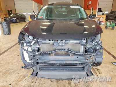 Piąte zdjęcie samochodu w środku: 2017 NISSAN ROGUE S VIN:JN8AT2MV8HW262147 - miniatura