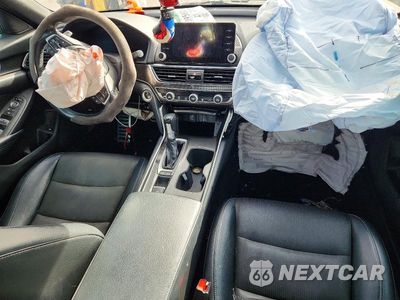 Zdjęcie 8 z 12 samochodu: 2018 HONDA ACCORD SPORT VIN:1HGCV1F37JA200358 - miniatura
