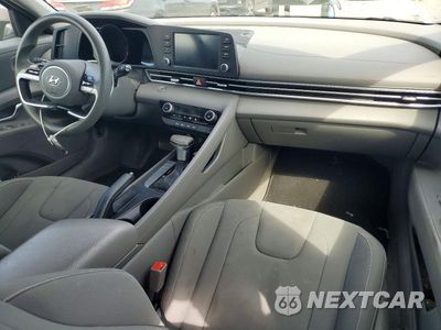 Zdjęcie 8 z 12 samochodu: 2022 HYUNDAI ELANTRA SEL VIN:KMHLM4AG6NU313859 - miniatura