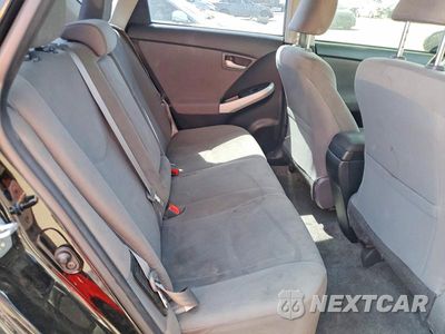 Zdjęcie 10 z 12 samochodu: 2015 TOYOTA PRIUS TWO VIN:JTDKN3DU5F0482823 - miniatura