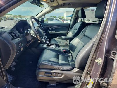 Zdjęcie 7 z 13 samochodu: 2020 HONDA PILOT EXL VIN:5FNYF5H52LB017192 - miniatura