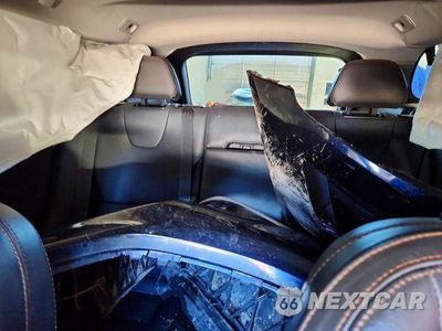Zdjęcie 10 z 13 samochodu: 2017 VOLVO XC60 T5 DYNAMIC VIN:YV440MDR6H2225487 - miniatura