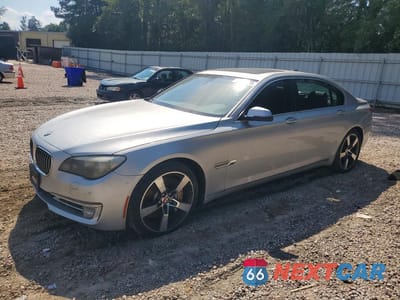 2013 BMW 7ER LXI WBAYF8C58DDE59394 - główne zdjęcie licytacji z USA - miniatura
