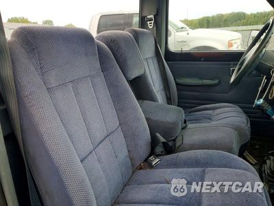 Zdjęcie 10 z 12 samochodu: 1987 FORD RANGER VIN:1FTCR10A8HUB99756 - miniatura