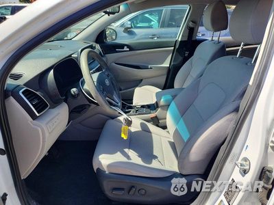 Zdjęcie 7 z 12 samochodu: 2019 HYUNDAI TUCSON VALUE VIN:KM8J33A42KU969269 - miniatura