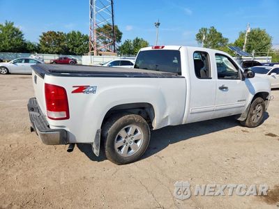 Trzecie zdjęcie samochodu z tyłu: 2013 GMC SIERRA SLE VIN:1GTR2VE79DZ134396 - miniatura