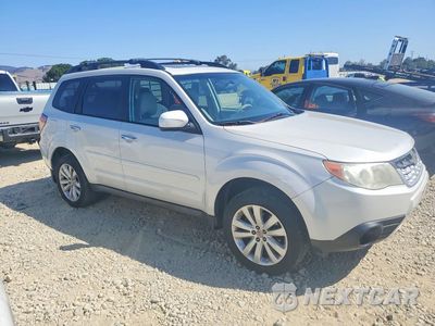 Czwarte zdjęcie samochodu z boku: 2011 SUBARU FORESTER 2.5X PREMIUM VIN:JF2SHADC3BH783381 - miniatura