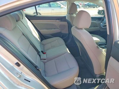 Zdjęcie 10 z 12 samochodu: 2018 HYUNDAI ELANTRA SEL VIN:5NPD84LF6JH360217 - miniatura