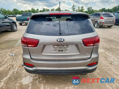 Zdjęcie 6 z 13 samochodu: 2019 KIA SORENTO L VIN:5XYPG4A3XKG471208 - miniatura