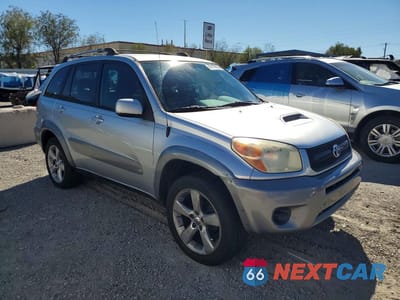 Czwarte zdjęcie samochodu z boku: 2004 TOYOTA RAV4 BASE VIN:JTEGD20V440026595 - miniatura