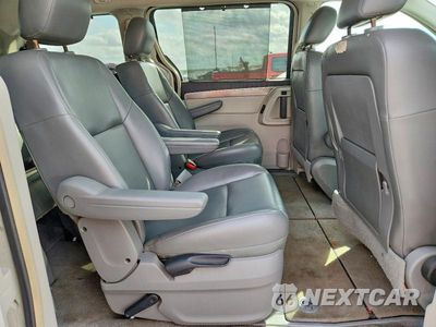 Zdjęcie 11 z 13 samochodu: 2010 VOLKSWAGEN ROUTAN SE VIN:2V4RW3D13AR184535 - miniatura