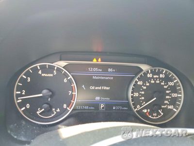 Zdjęcie 9 z 12 samochodu: 2019 NISSAN ALTIMA SR VIN:1N4BL4CV0KC138188 - miniatura