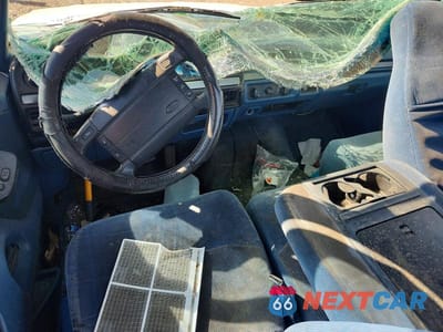 Zdjęcie 8 z 12 samochodu: 1994 FORD F150 VIN:1FTEX15N5RKB35200 - miniatura