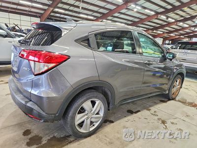 Trzecie zdjęcie samochodu z tyłu: 2019 HONDA HR-V EX VIN:3CZRU6H54KM739901 - miniatura