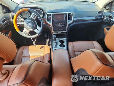 Zdjęcie 8 z 14 samochodu: 2013 JEEP GRAND CHEROKEE OVERLAND VIN:1C4RJECG8DC595940 - miniatura