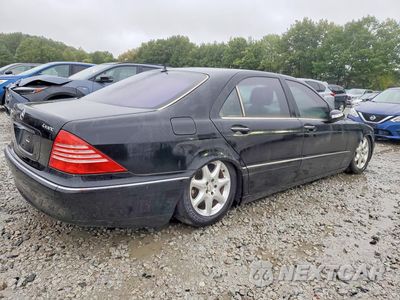 Trzecie zdjęcie samochodu z tyłu: 2004 MERCEDES-BENZ S 430 4MATIC VIN:WDBNG83J14A429893 - miniatura